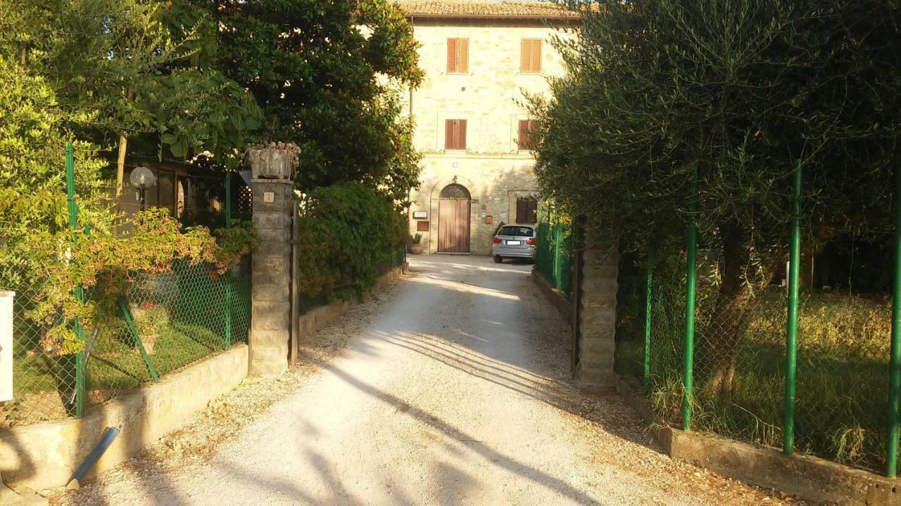 Camere Rosignoli Assisi Luaran gambar